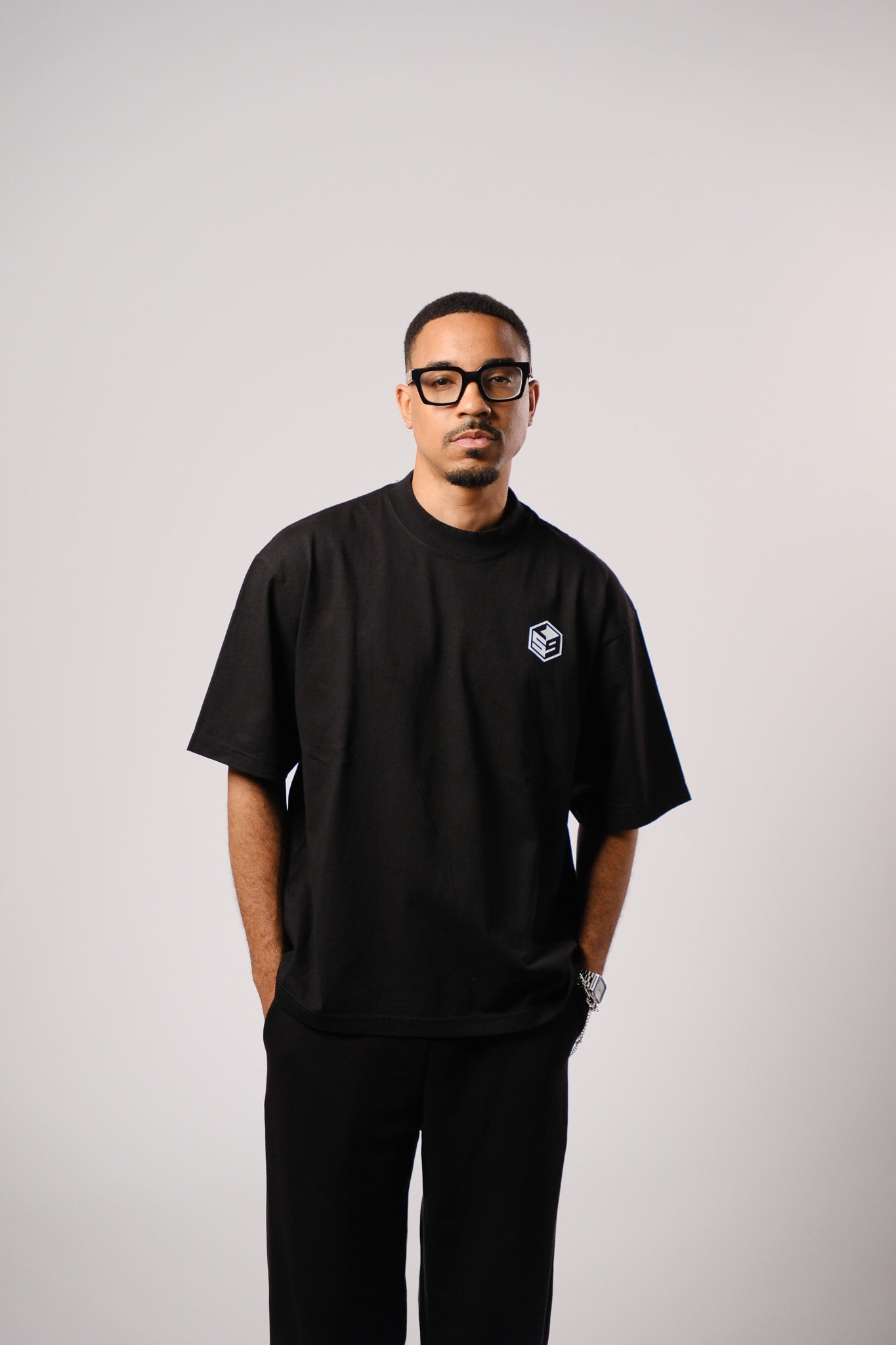 LEGACY Tee Black